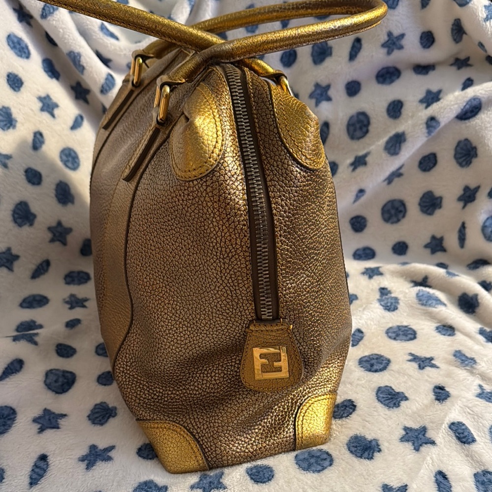 -* Fendi Gold Leather Women's Bag